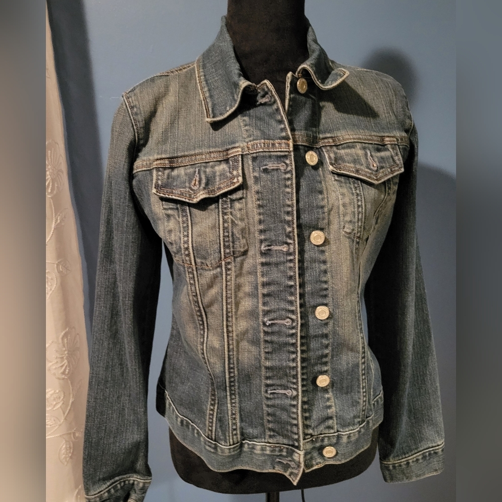 Woman's jean jacket